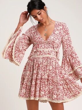 Kristall Berry Red Floral Print Bell Sleeve Mini Dress